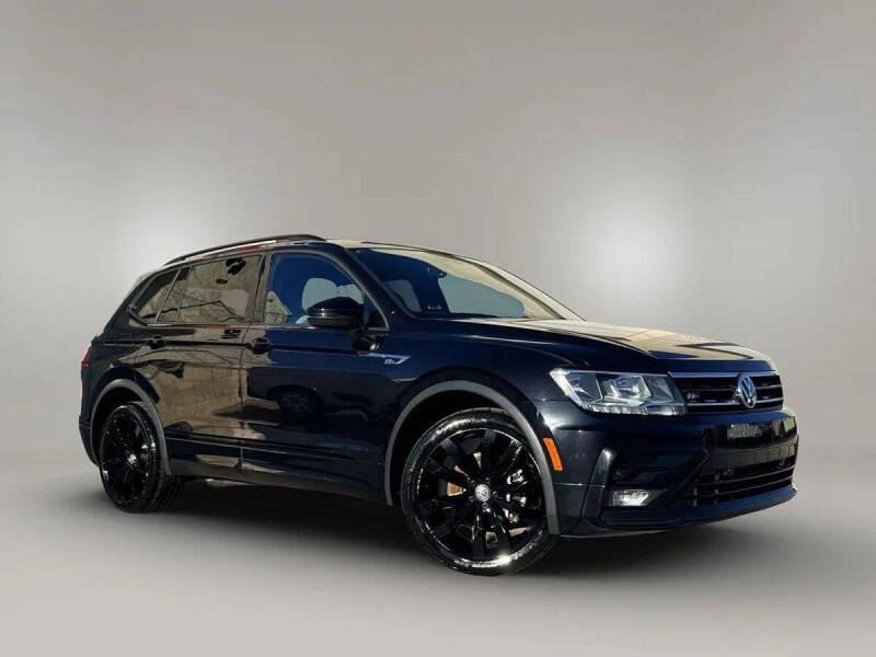 2020 Volkswagen Tiguan SE R-Line Black