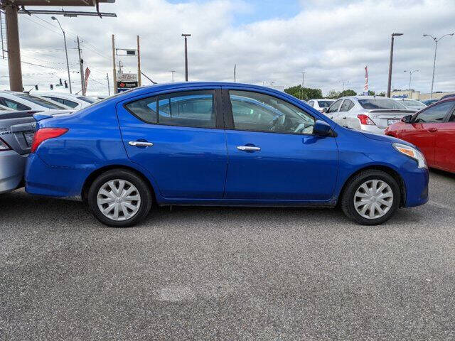 2017 Nissan Versa