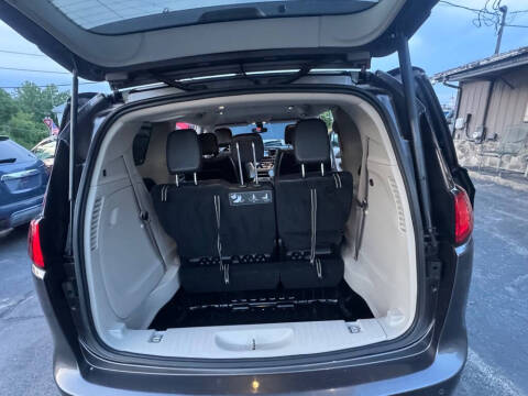 2019 Chrysler Pacifica Touring L
