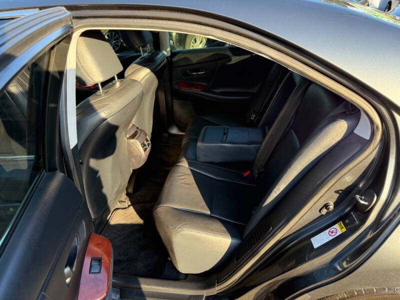 2011 Lexus HS 250h