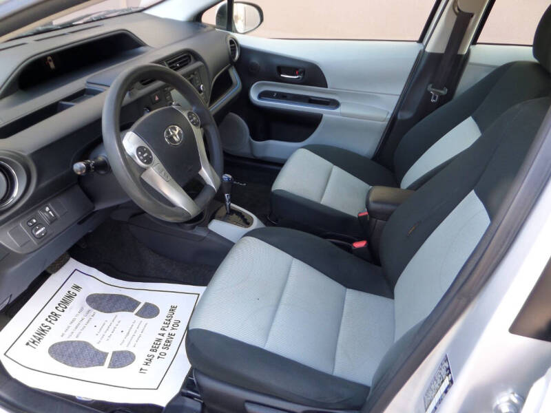 2013 Toyota Prius c One