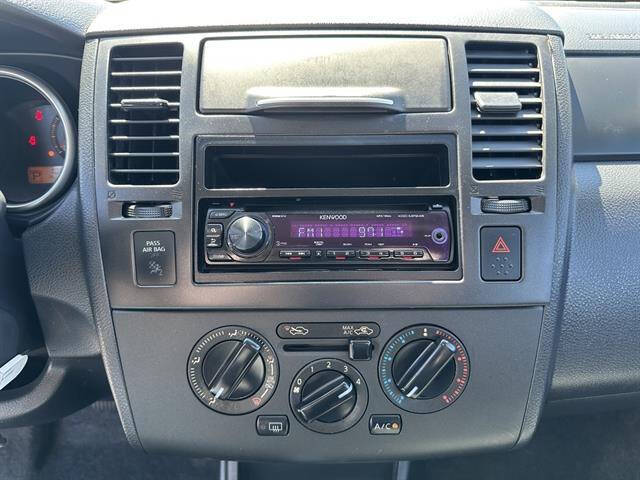 2009 Nissan Versa 1.6 Base