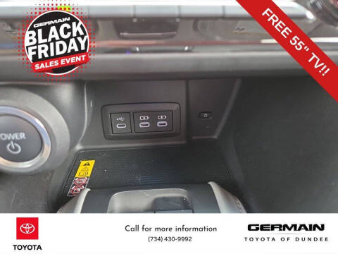 2024 Toyota Venza LE