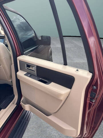 2017 Ford Expedition EL XLT