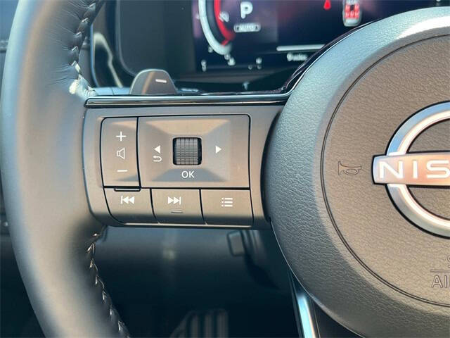 2025 Nissan Pathfinder Platinum