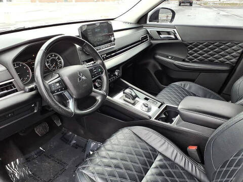 2022 Mitsubishi Outlander SEL