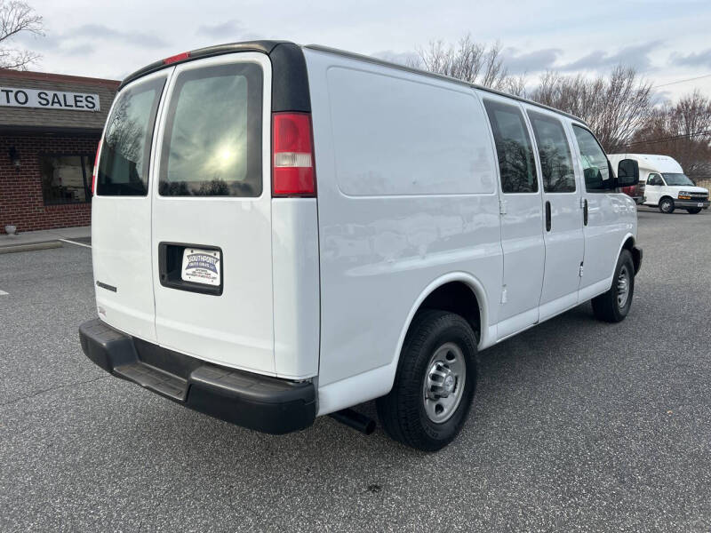 2016 Chevrolet Express 2500