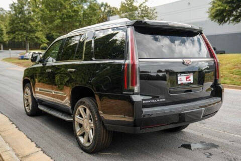 2017 Cadillac Escalade Luxury