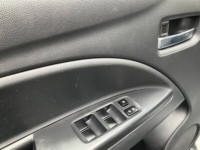 2015 Mitsubishi Mirage ES