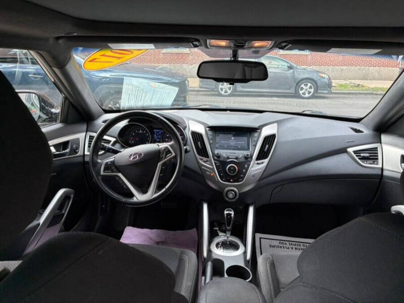2017 Hyundai Veloster Value Edition