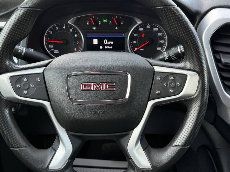 2022 GMC Acadia SLE