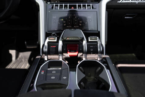 2020 Lamborghini Urus