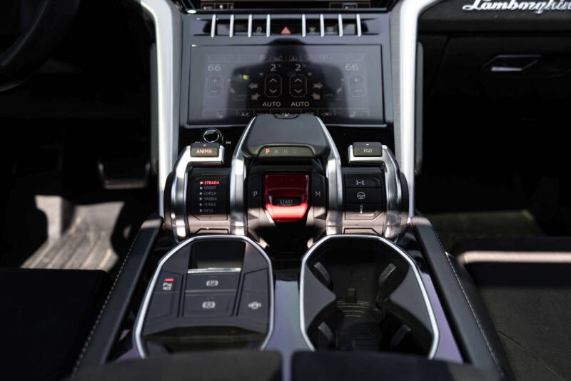 2020 Lamborghini Urus