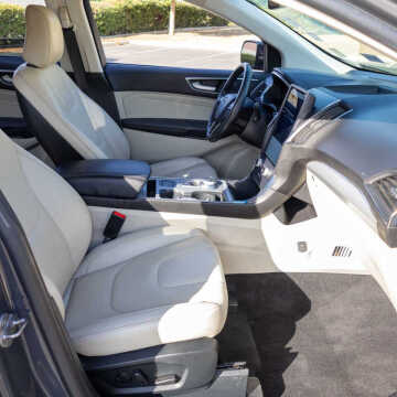 2021 Ford Edge Titanium