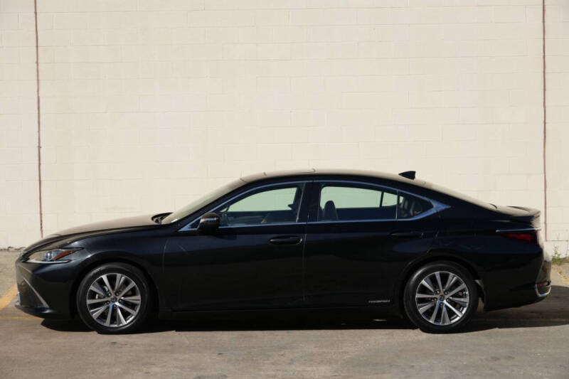 2020 Lexus ES 300h