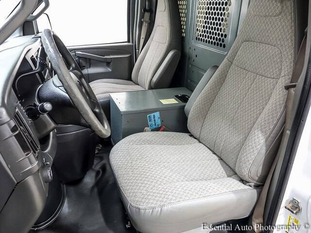 2017 GMC Savana 2500