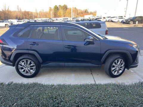 2020 Toyota RAV4 XLE Premium