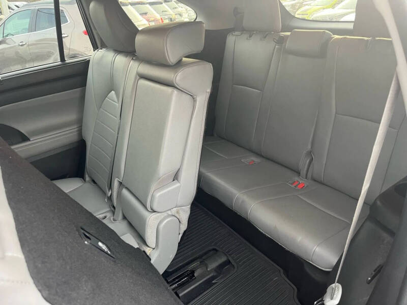 2024 Toyota Highlander Hybrid