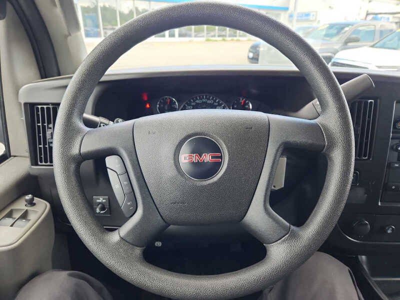 2024 GMC Savana 2500