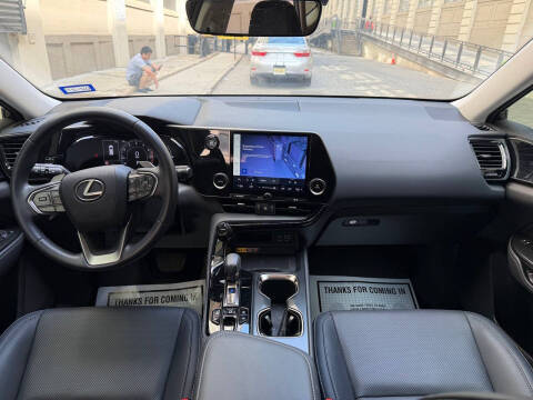 2025 Lexus NX 350 Premium
