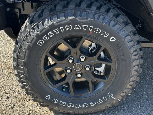 2025 Jeep Gladiator Willys