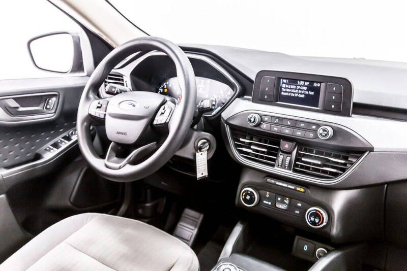 2020 Ford Escape S
