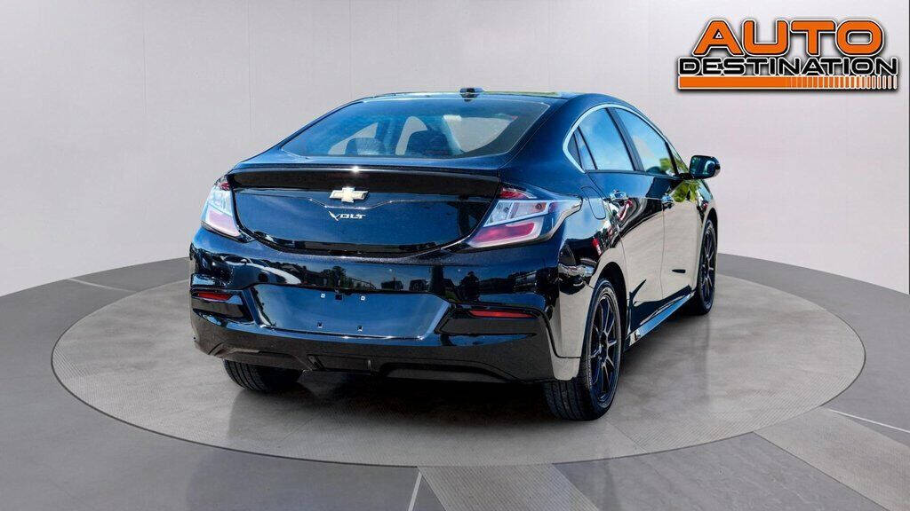 2017 Chevrolet Volt for sale at Auto Destination in Puyallup, WA