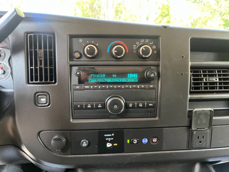 2020 Chevrolet Express LS 3500