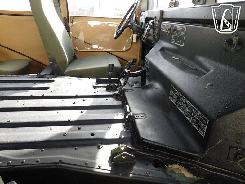 1999 AM General Hummer