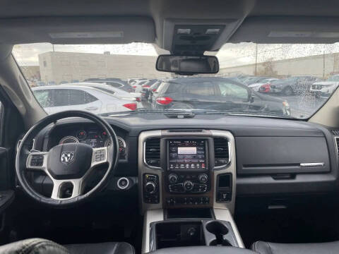 2015 RAM 1500 Laramie