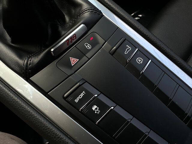 2018 Porsche 718 Cayman