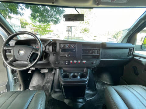 2013 Chevrolet Express 2500
