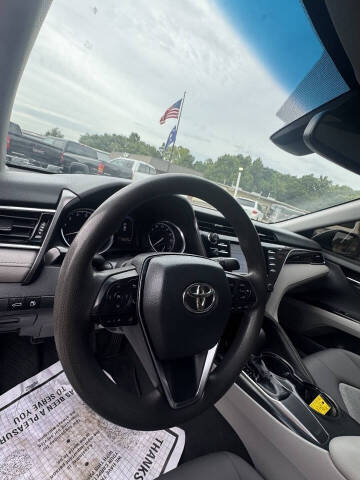 2018 Toyota Camry LE
