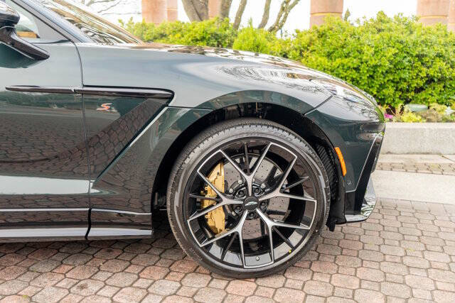 2026 Aston Martin DBX 5