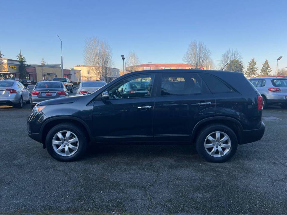 2013 Kia Sorento for sale at PLATINUM AUTO SALES INC in Lacey, WA