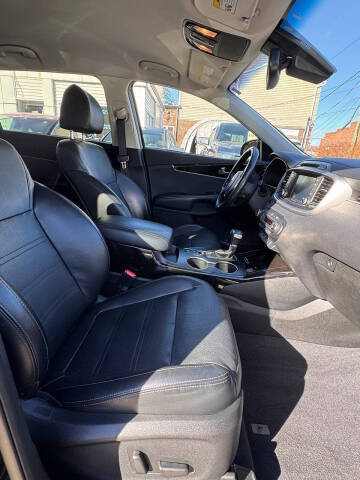 2019 Kia Sorento EX V6