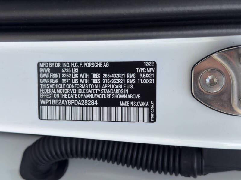 2023 Porsche Cayenne E-Hybrid Coupe