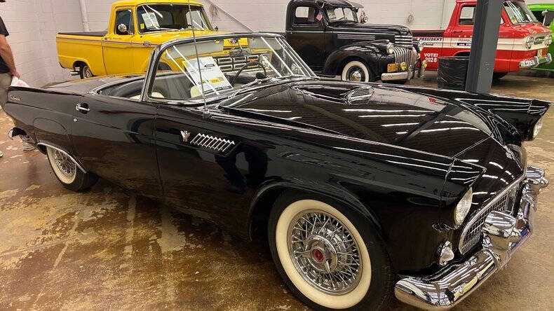 1955 Ford Thunderbird