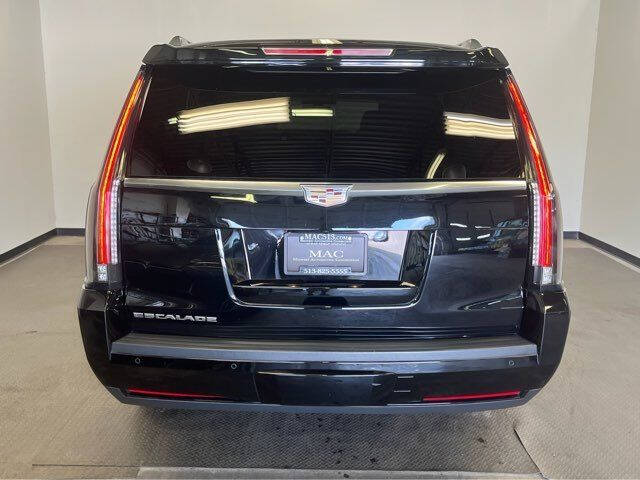 2019 Cadillac Escalade ESV Standard