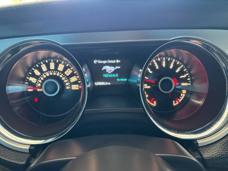 2014 Ford Mustang V6