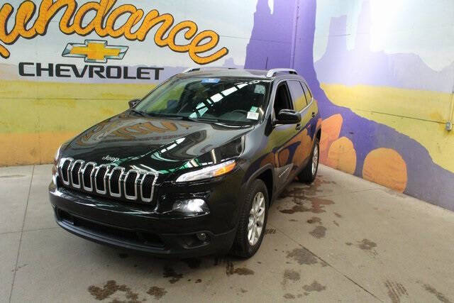 Used 2017 Jeep Cherokee Latitude with VIN 1C4PJLCB0HD225095 for sale in Grand Ledge, MI