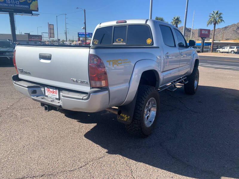 Image 8 of 2005 Toyota Tacoma V6