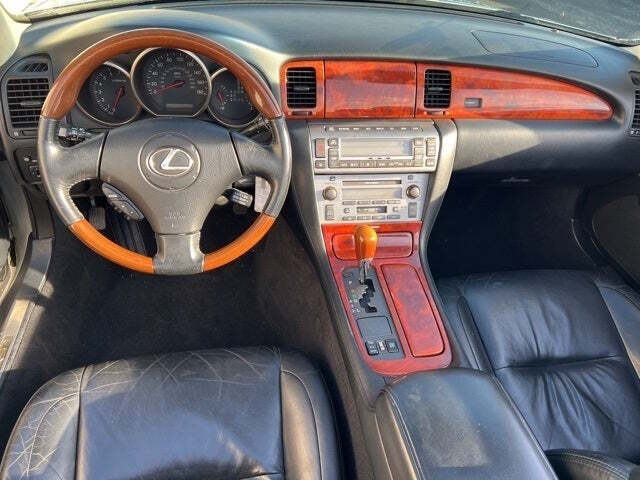 2002 Lexus SC 430