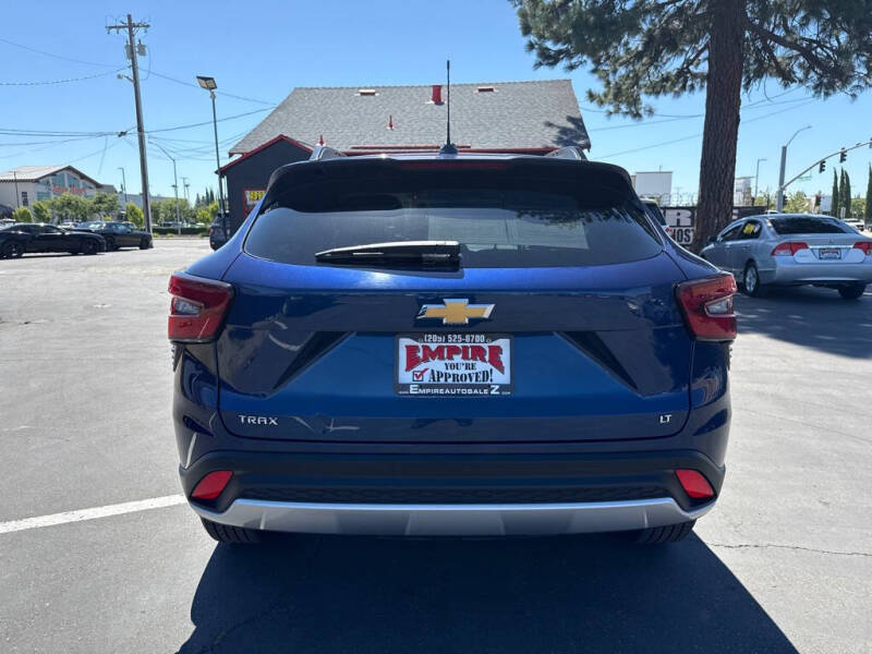 2024 Chevrolet Trax LT