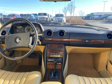 1985 Mercedes-Benz 300-Class 300 D