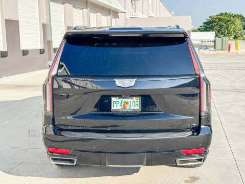 2023 Cadillac Escalade Sport