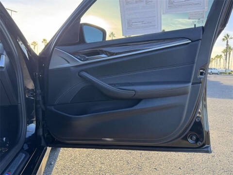 2023 BMW 5 Series 540i