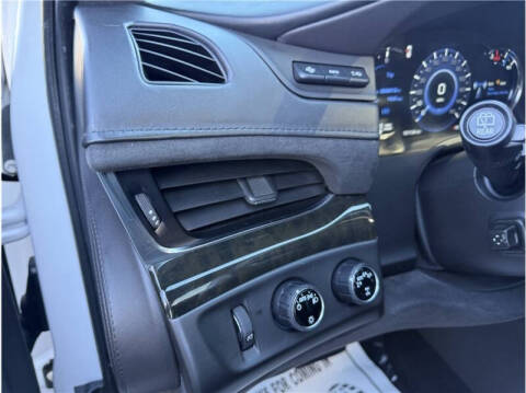 2019 Cadillac Escalade Platinum