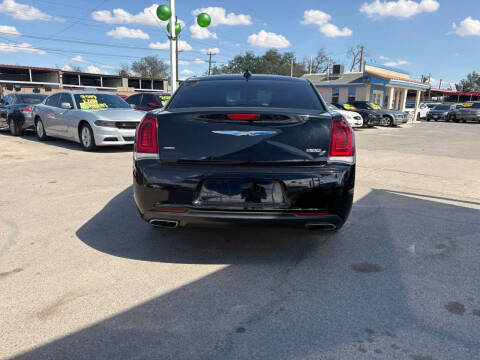 2019 Chrysler 300 S