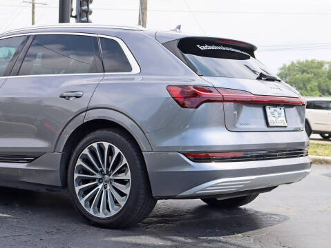 2019 Audi e-tron quattro Prestige